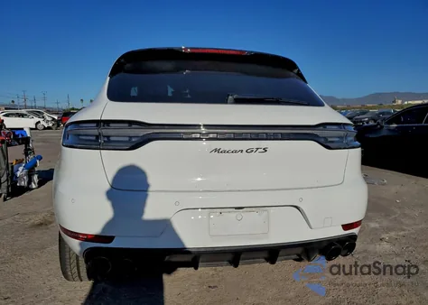 2020 Porsche Macan Gts z USA, uszkodzony, nr VIN WP1AG2A51LLB56393